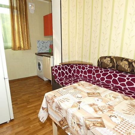 Квартира В Пицунде На Агрба 19 К1 Apartman Picunda Kültér fotó